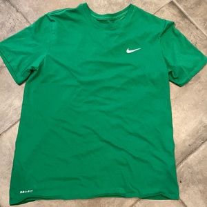 Nike Men’s Dri-Fit T-shirt Green